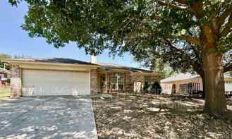 824 Blue Ridge Dr - Photo 1 of 1