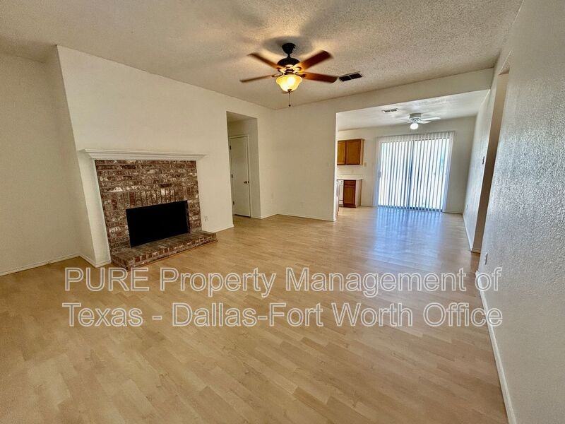 824 Blue Ridge Dr - Photo 2 of 22