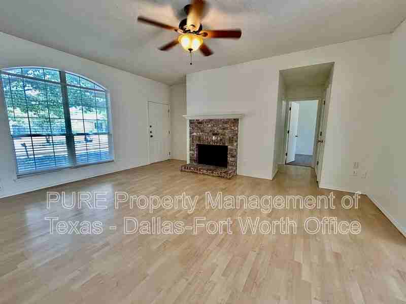 824 Blue Ridge Dr - Photo 3 of 22