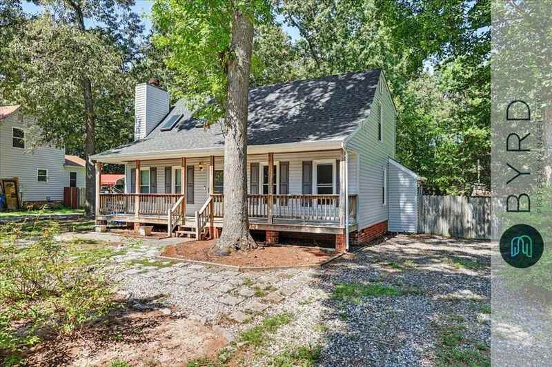 5961 Sara Kay Dr - Photo 3 of 37