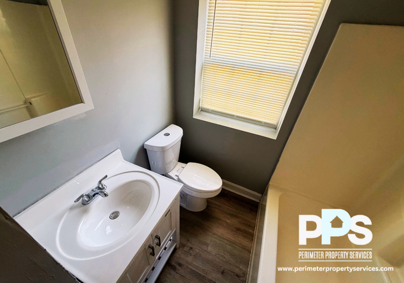 1372 Cleveland Ave #C - Photo 2 of 9
