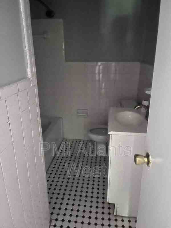 165 Hidden Brook Ct - Photo 4 of 6