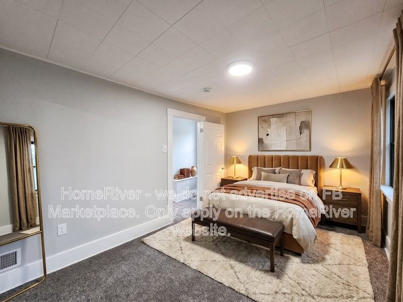 1712 Vermont Ave - Photo 3 of 21