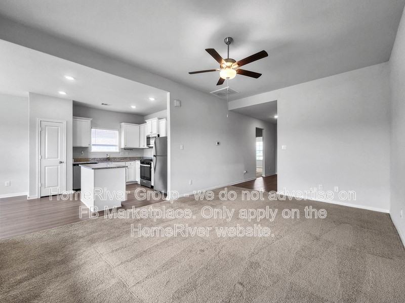 14205 Freeboard Dr - Photo 7 of 24