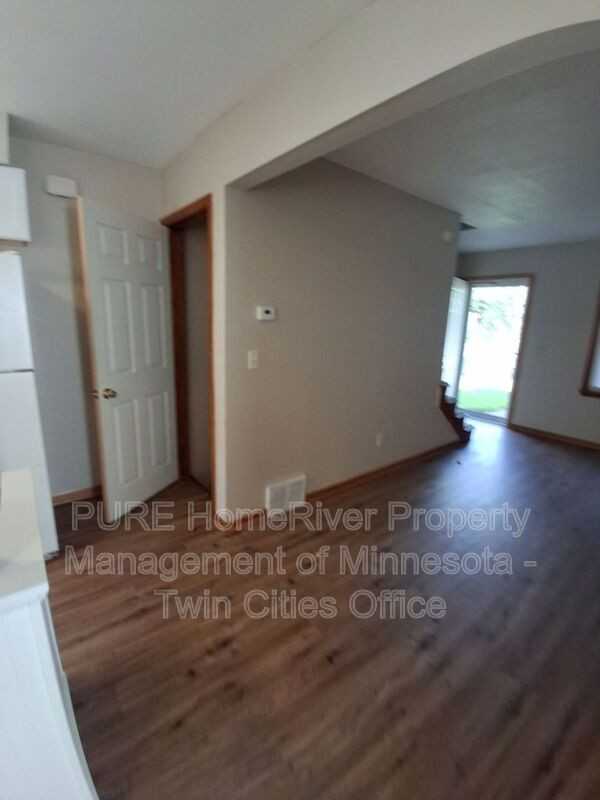 4703 5th St Ne - Photo 6 of 19