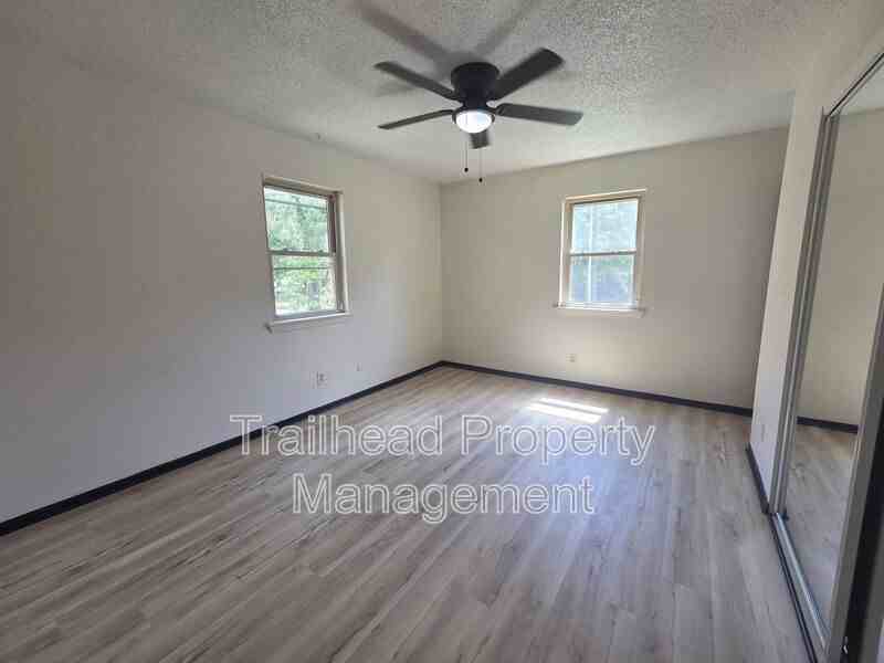 1314 E Frederick St #D - Photo 2 of 14