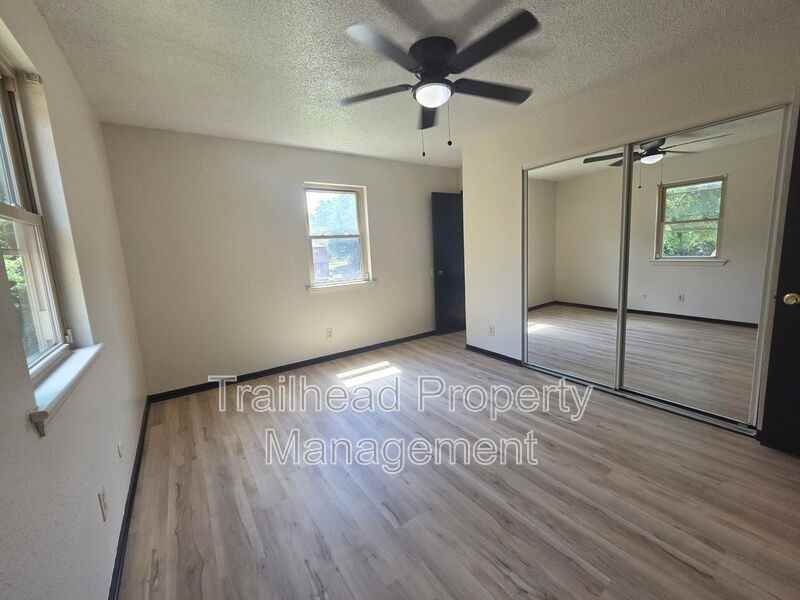 1314 E Frederick St #D - Photo 3 of 14