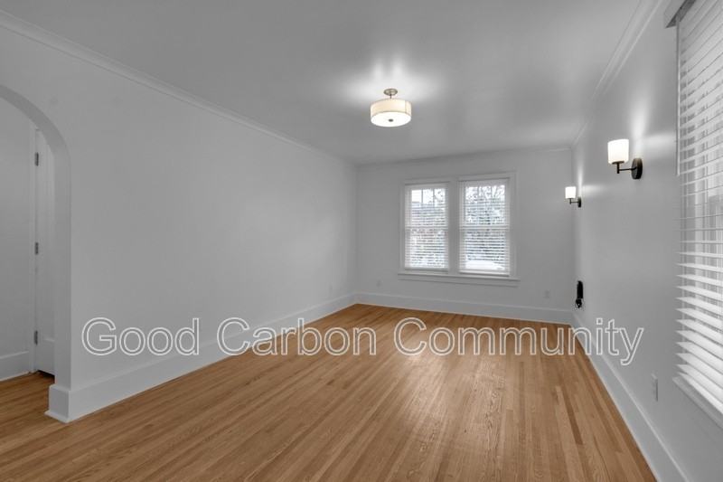16 Chapel Rd - Photo 2 of 19