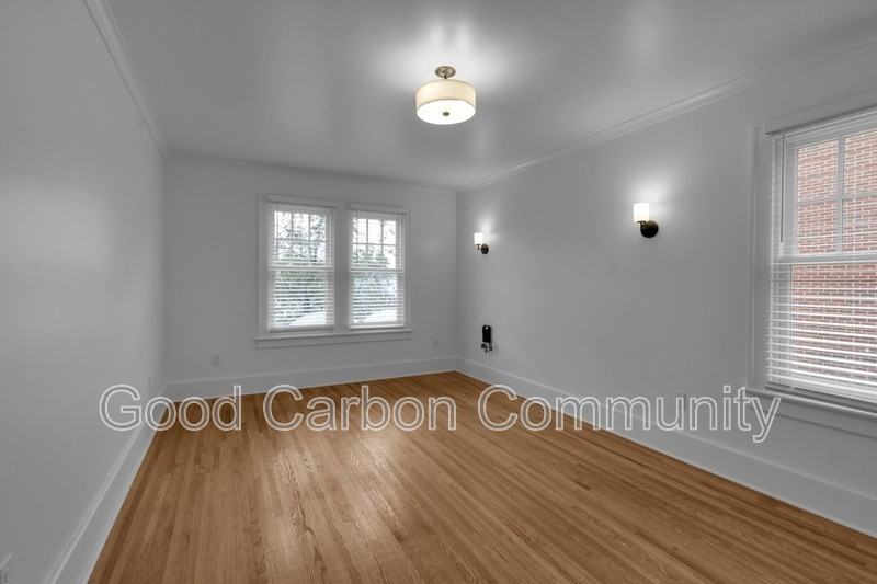 16 Chapel Rd - Photo 3 of 19