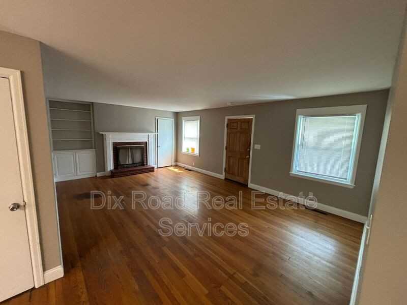 1750 N Staunton Dr - Photo 5 of 24