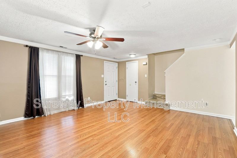 21 Waterview Ct - Photo 3 of 15