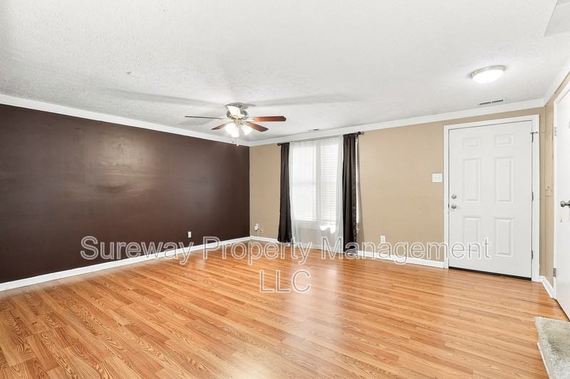21 Waterview Ct - Photo 4 of 15
