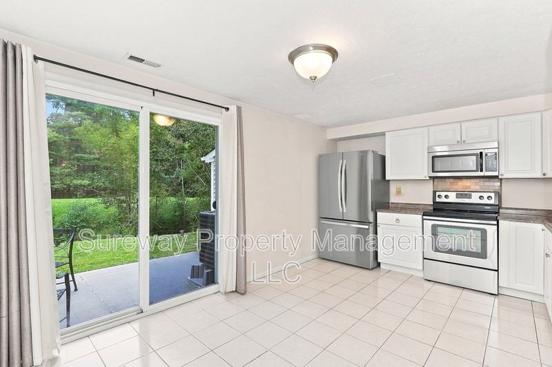 21 Waterview Ct - Photo 5 of 15