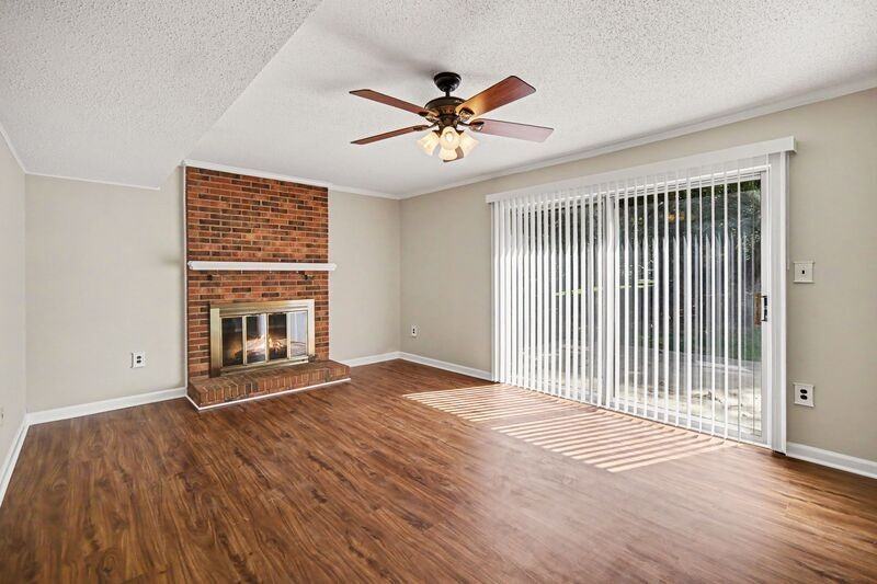 8301 Nathanael Greene Ln - Photo 6 of 32