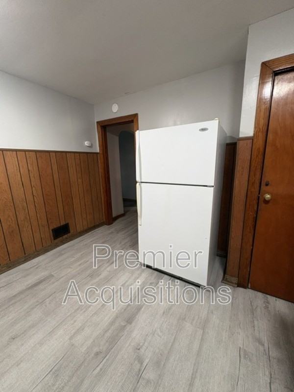 126 E 3rd St - Photo 5 of 16