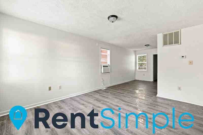 552 Fremont St - Photo 2 of 17