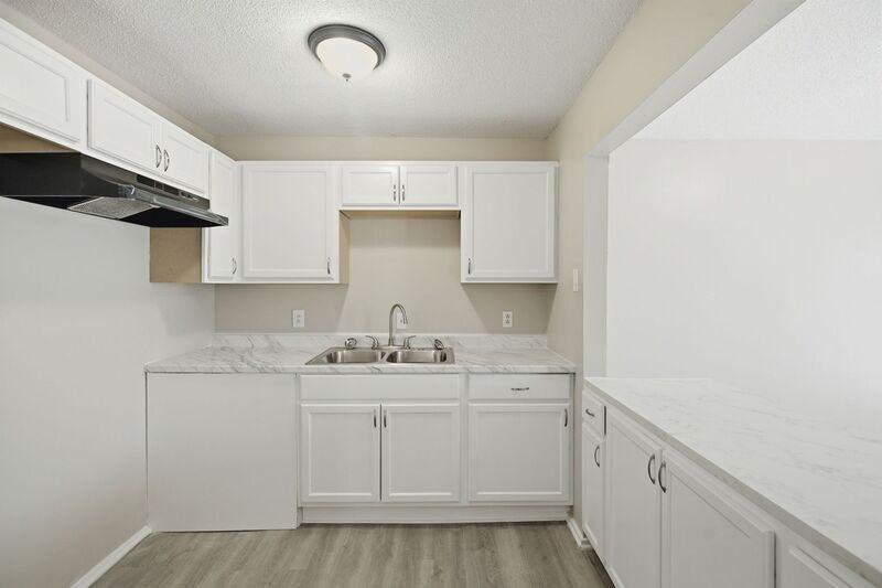 1908 18th Pl N #1908 - Photo 3 of 9