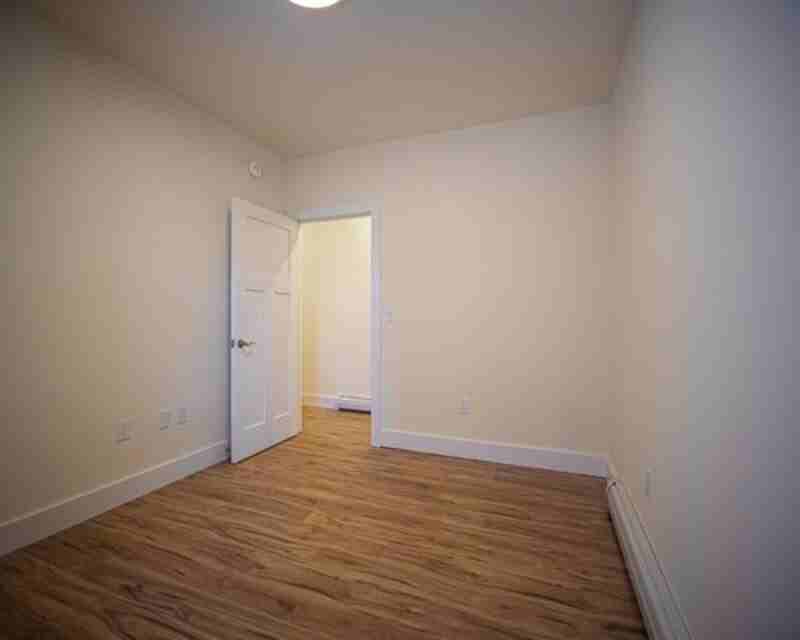 28 S Williams St - Photo 7 of 14