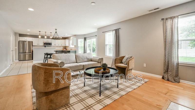 8189 Admirals Landing Pl #A - Photo 6 of 26