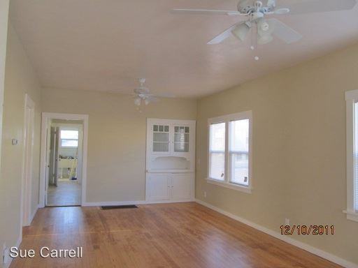 103 Decker St - Photo 3 of 5