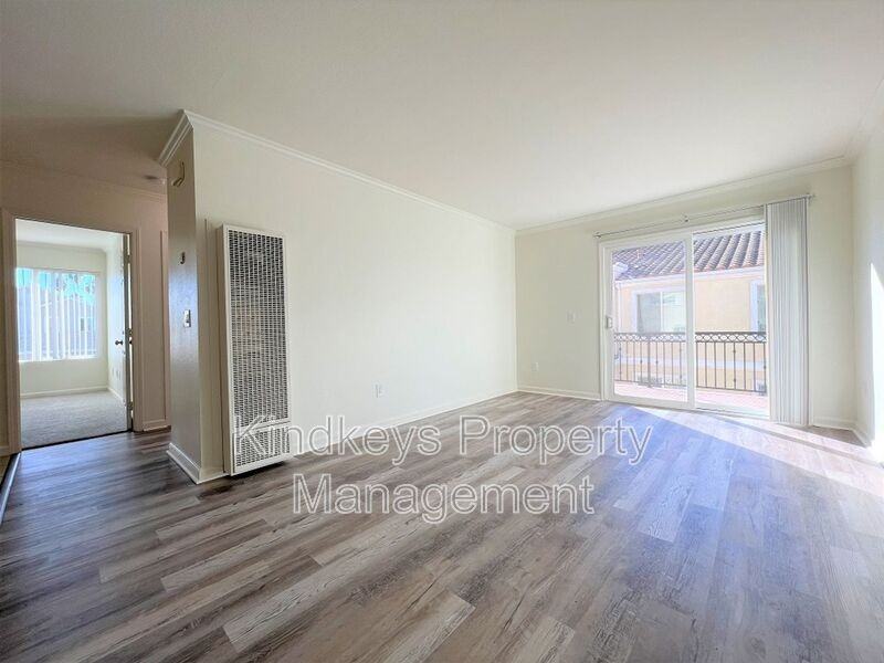 770 Florida St - Photo 2 of 18