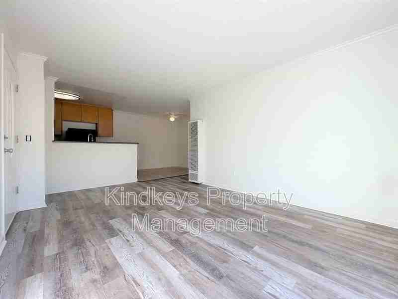 770 Florida St - Photo 3 of 18
