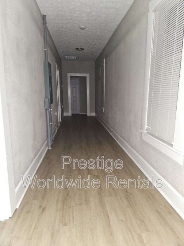 5105 11th Ave - Photo 2 of 7