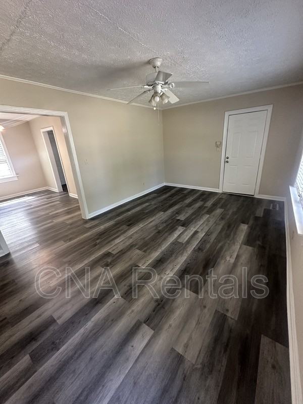 1936 Clearwater Dr Se - Photo 4 of 22