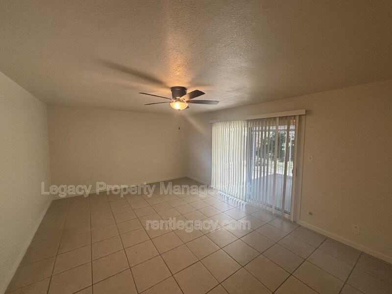 10763 Oakton Way - Photo 2 of 21