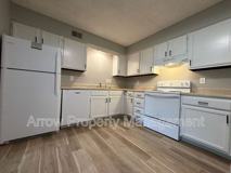 320 Lincoln St #9 - Photo 1 of 1