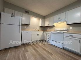 320 Lincoln St #9 - Photo 1 of 1