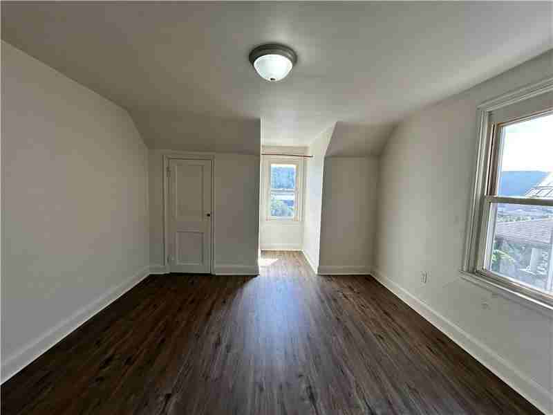 3113 Elm St - Photo 7 of 8