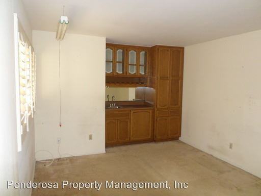 403 Pinehurst Ct - Photo 3 of 16