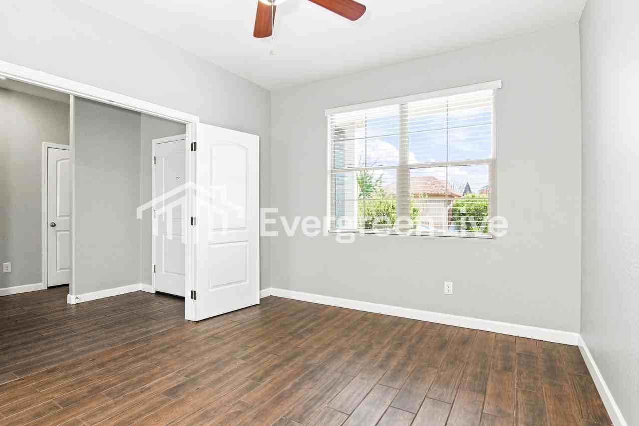 3733 N 304th Ave - Photo 2 of 15