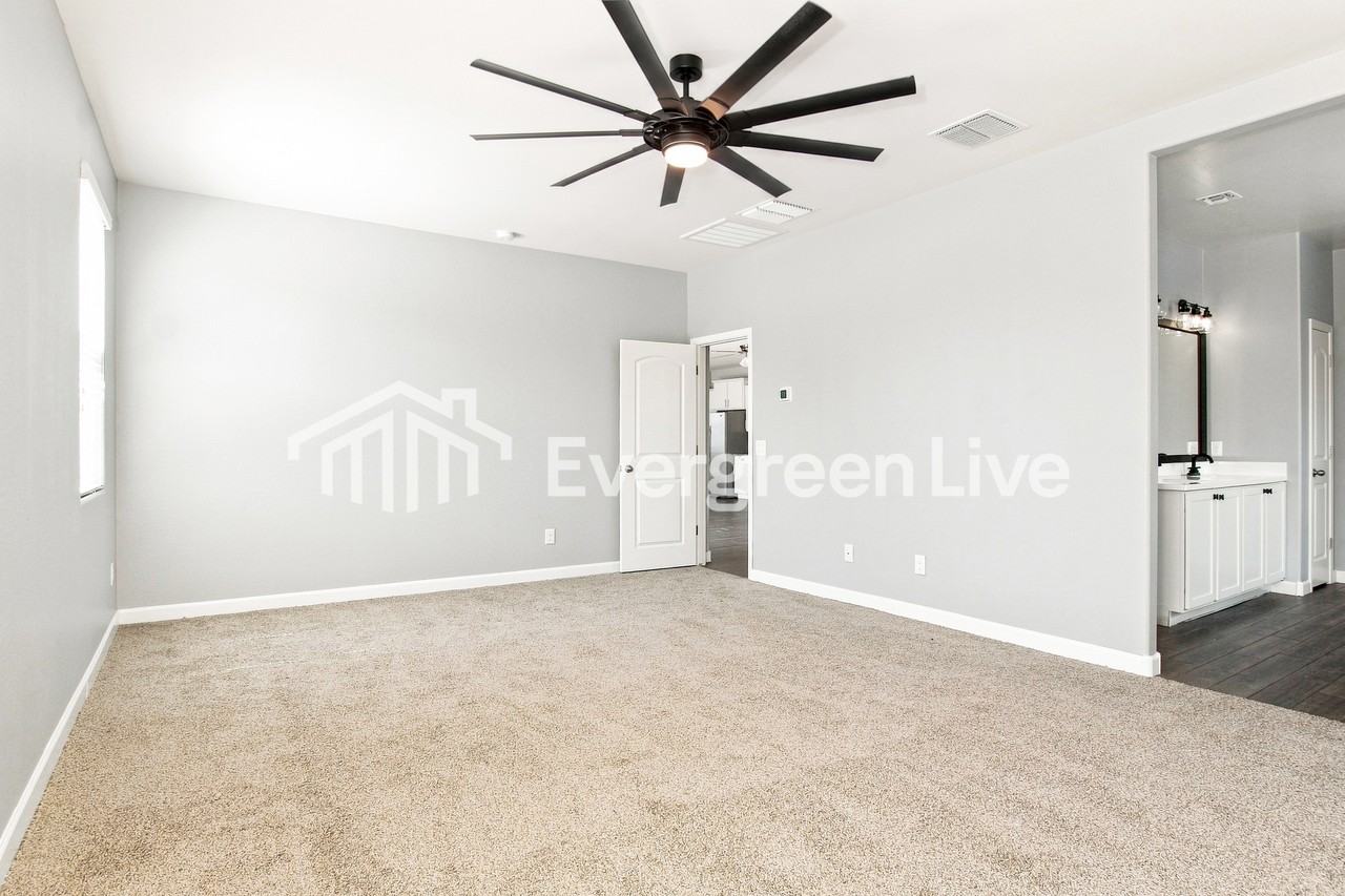 3733 N 304th Ave - Photo 6 of 15