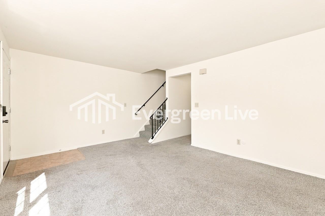 8271 Mount Carmel St - Photo 4 of 15