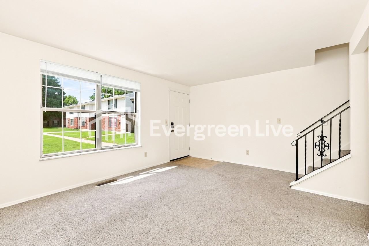 8271 Mount Carmel St - Photo 5 of 15