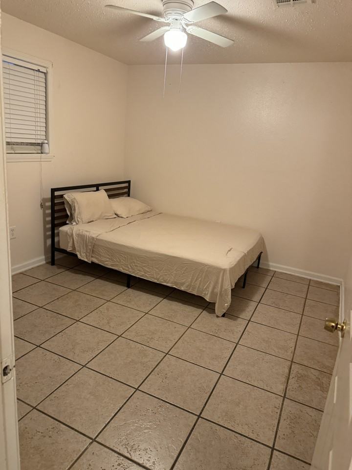 3708 Shangri La Dr #3708 - Photo 5 of 8
