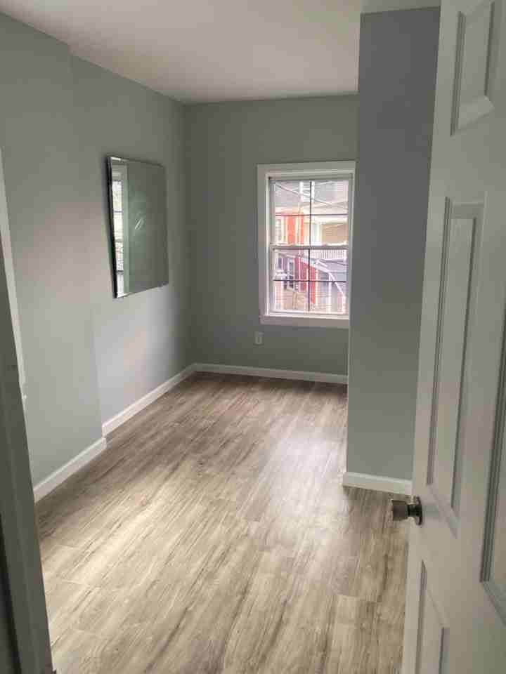 346 Mcknight St - Photo 3 of 25