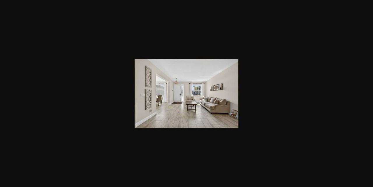 585 Southwest Jeanne Avenue - Photo 5 of 12