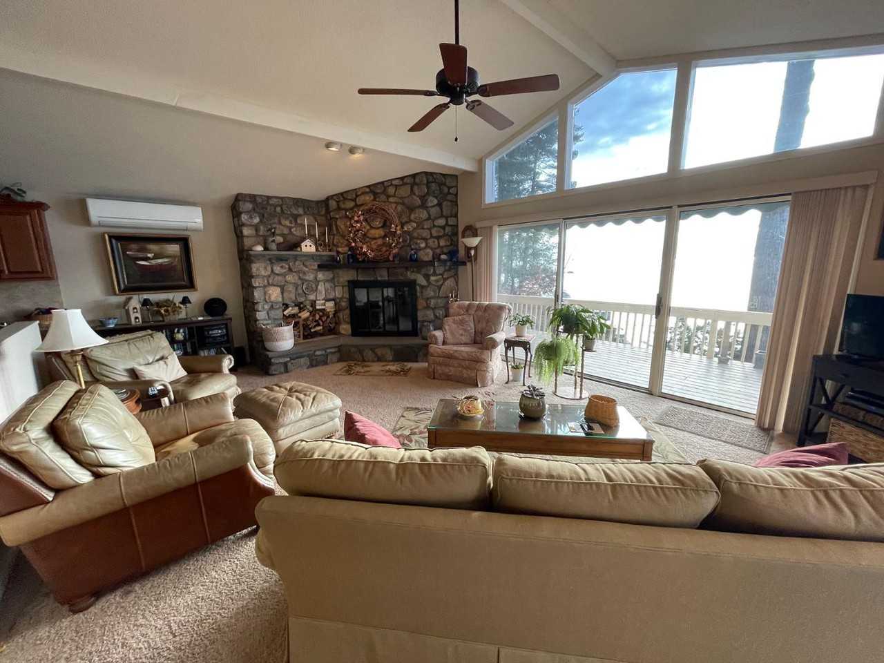 48 Mondor White Rd - Photo 2 of 14