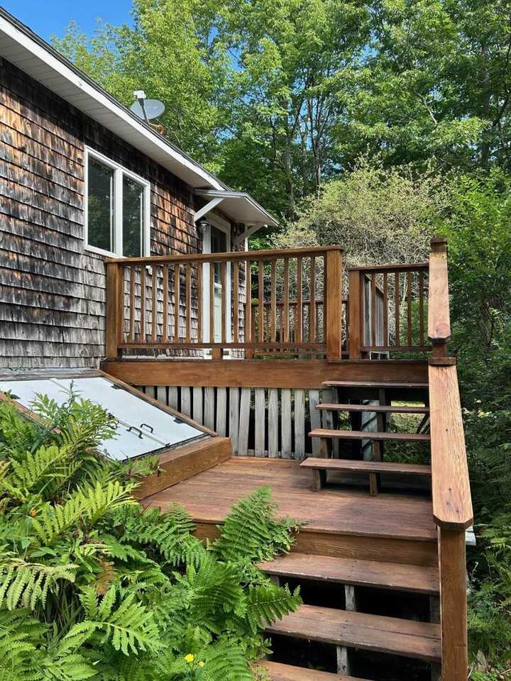 202 South Rd - Photo 6 of 30