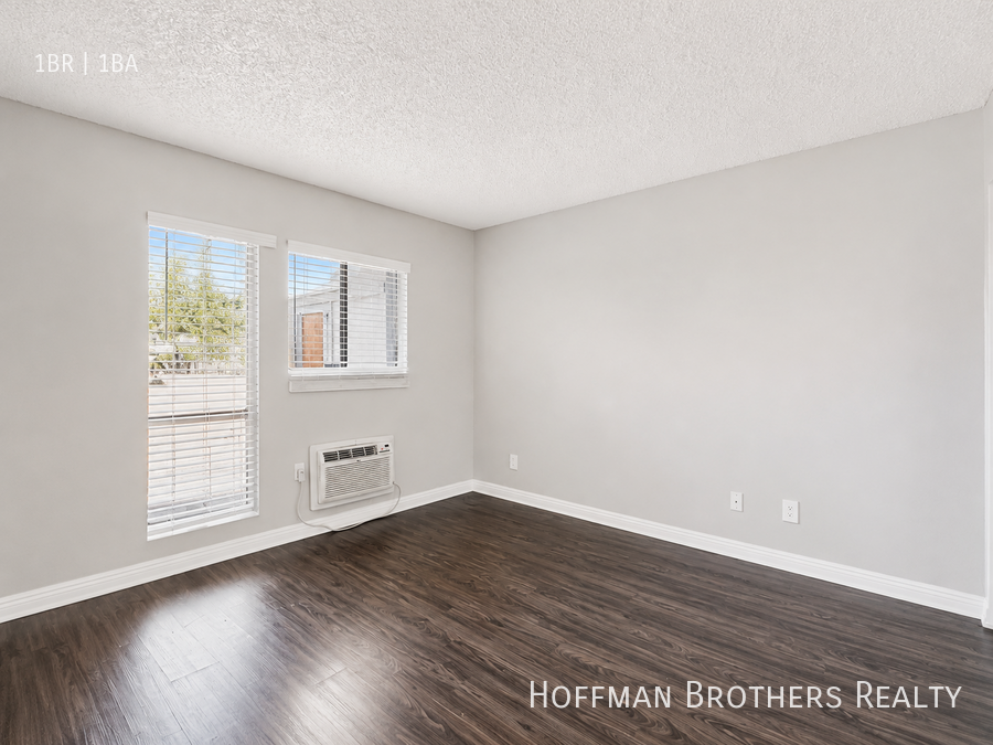 1229 Mansfield Property - Photo 4 of 6