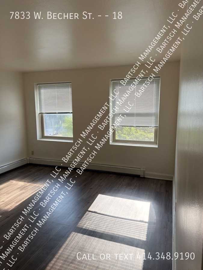 7833 W Becher St - Photo 5 of 9