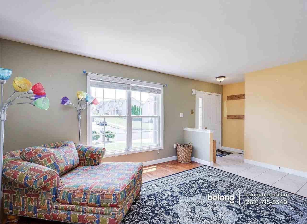 134 Michigan Dr - Photo 6 of 7