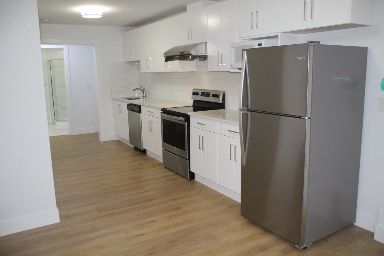 2241 Gale Avenue - Photo 4 of 11