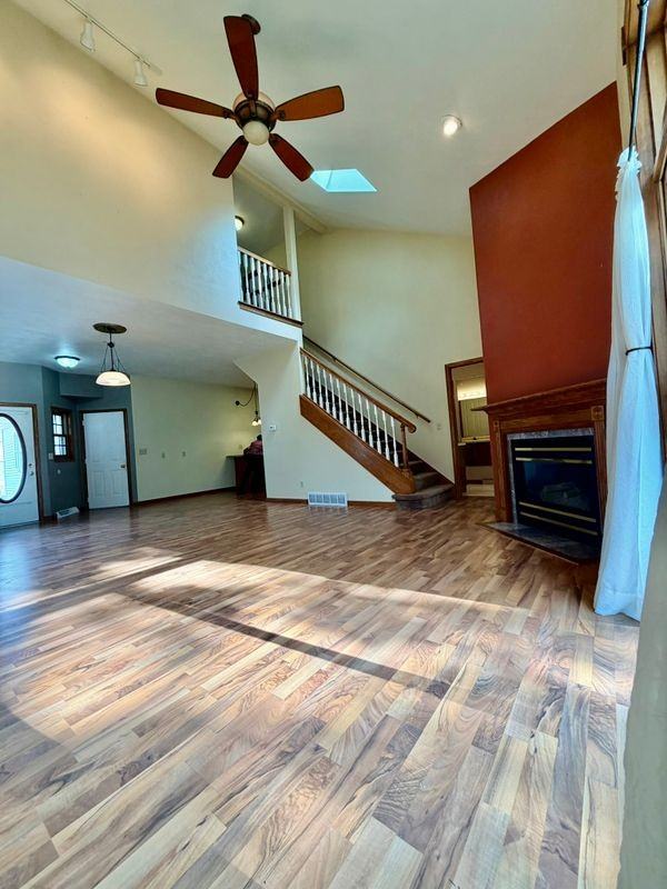 2585 N Millbrook Rd - Photo 4 of 32