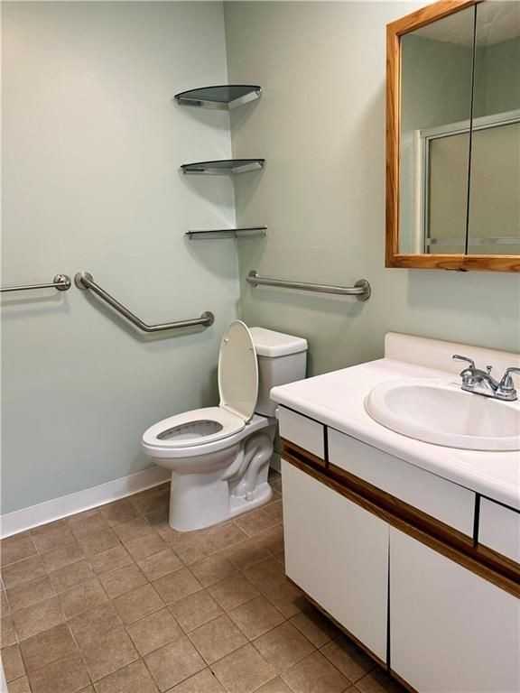 728 Beverage Hill Ave ##8 - Photo 3 of 12