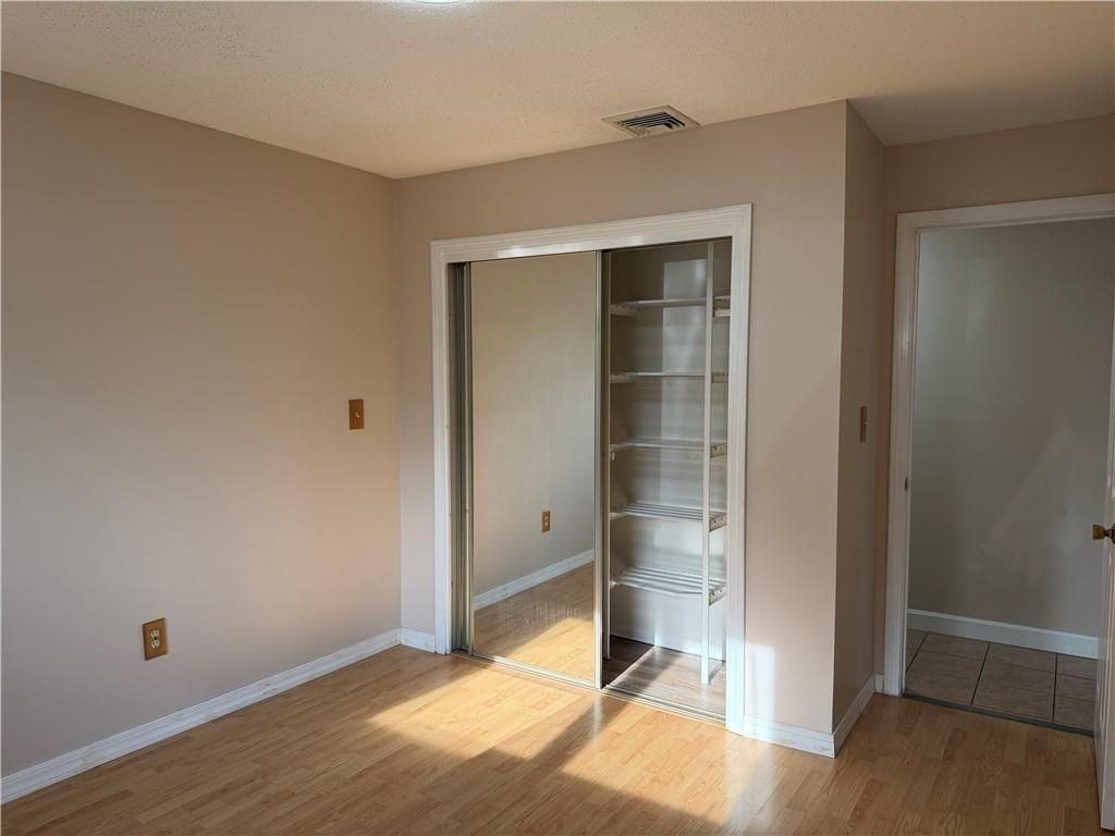 728 Beverage Hill Ave ##8 - Photo 5 of 12