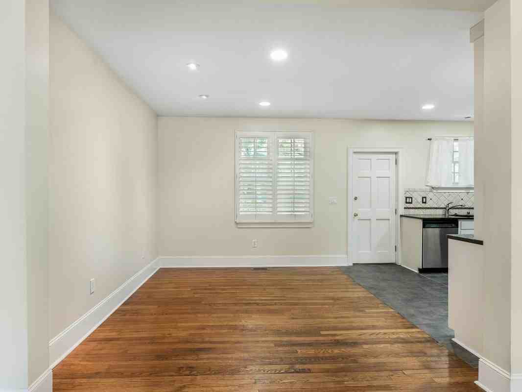924 Monticello Ter ##103 - Photo 4 of 16
